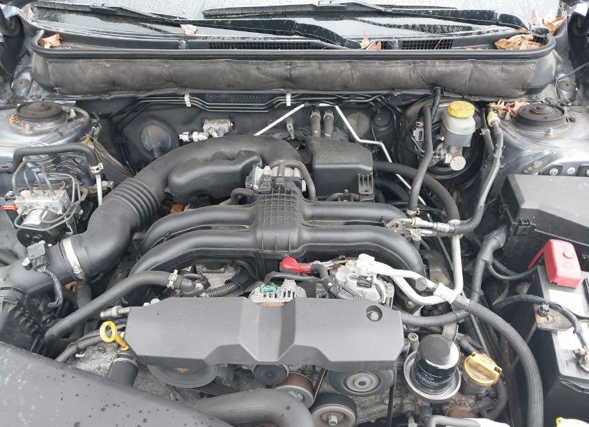 Photo 10 of 2013 Subaru Outback 2.5I LIMITED (VIN 4S4BRBKC3D3284614)