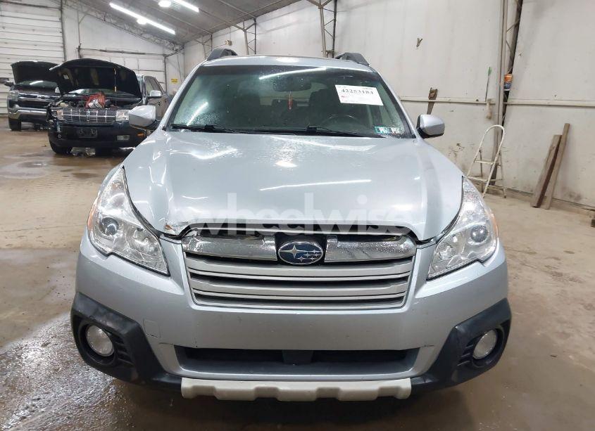 Photo 12 of 2013 Subaru Outback 2.5I LIMITED (VIN 4S4BRBKC3D3321161)
