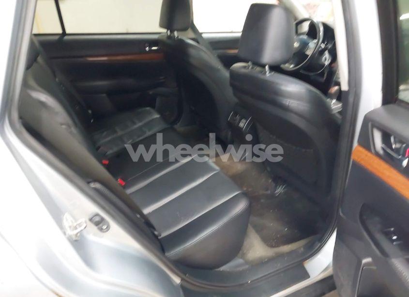 Photo 8 of 2013 Subaru Outback 2.5I LIMITED (VIN 4S4BRBKC3D3321161)