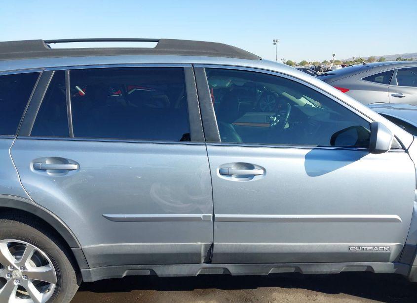 Photo 14 of 2014 Subaru Outback 2.5I LIMITED (VIN 4S4BRBKC3E3261450)