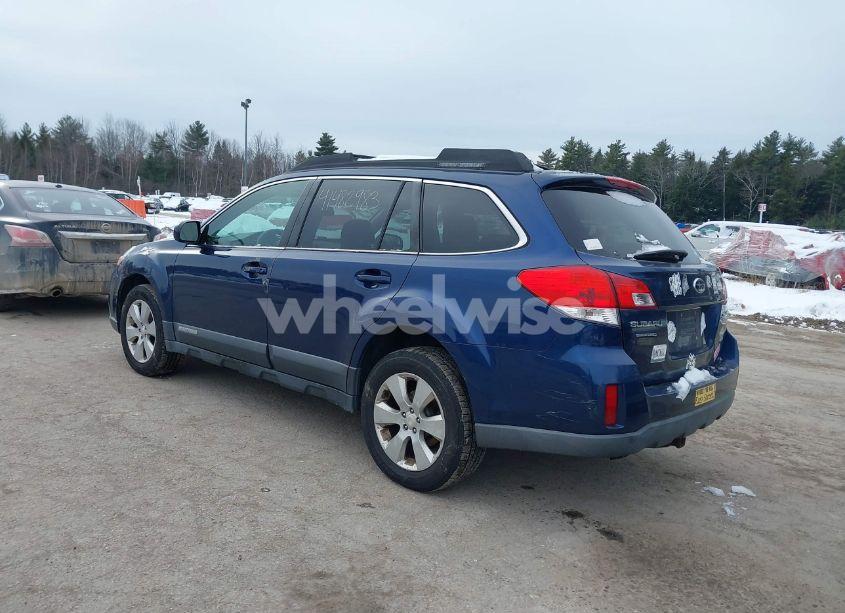 Photo 3 of 2010 Subaru Outback 2.5I LIMITED (VIN 4S4BRBKC4A3329426)