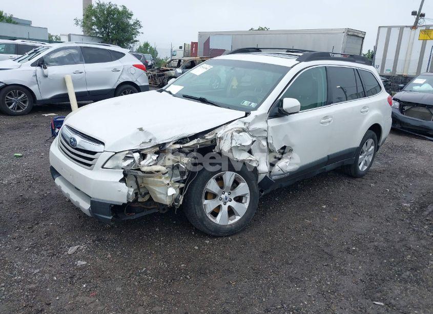 Photo 2 of 2011 Subaru Outback 2.5I LIMITED (VIN 4S4BRBKC4B3444027)