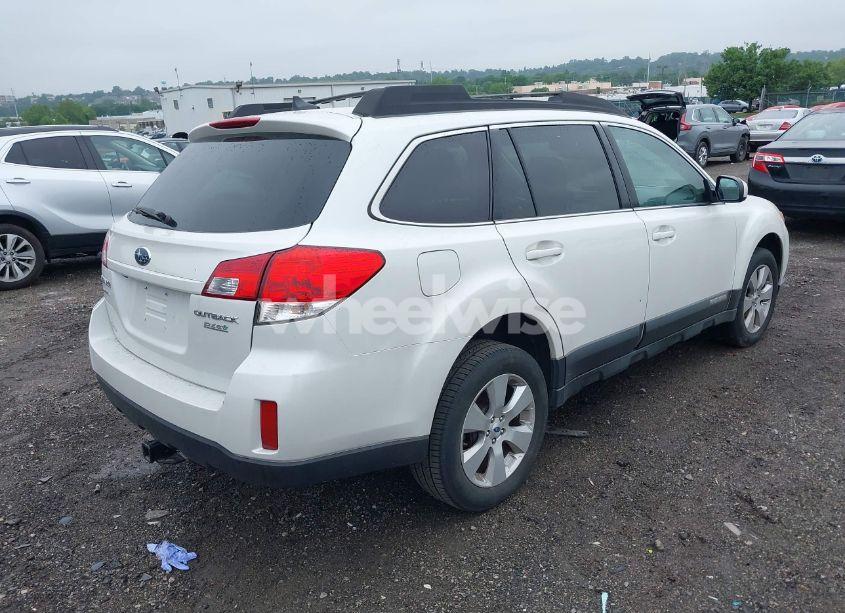 Photo 4 of 2011 Subaru Outback 2.5I LIMITED (VIN 4S4BRBKC4B3444027)