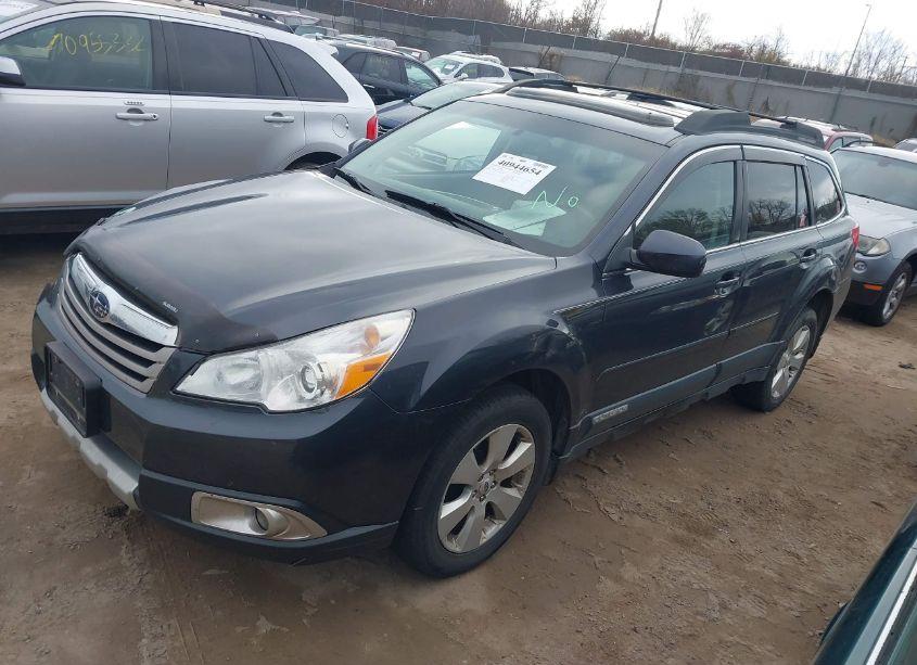 Photo 2 of 2012 Subaru Outback 2.5I LIMITED (VIN 4S4BRBKC4C3218569)