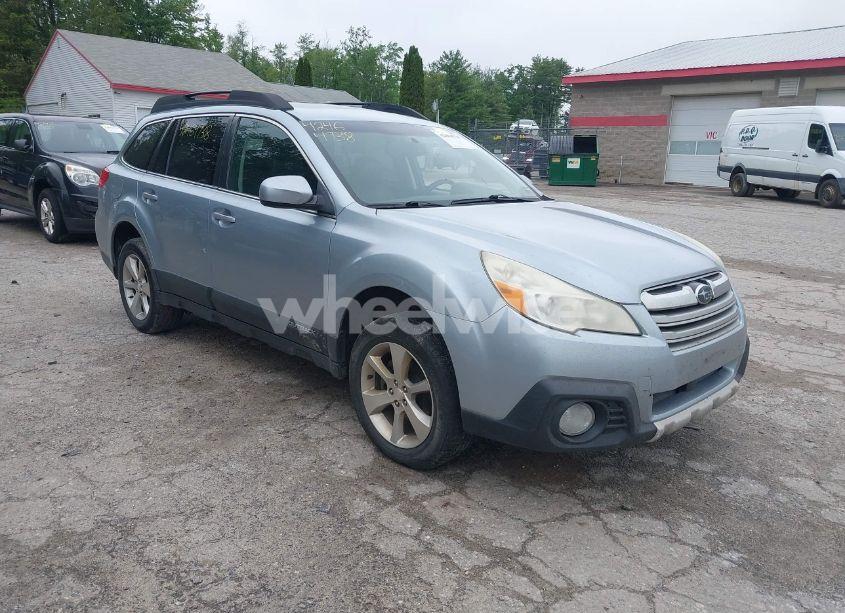 2013 Subaru Outback 2.5I LIMITED (VIN 4S4BRBKC4D3276859) main photo