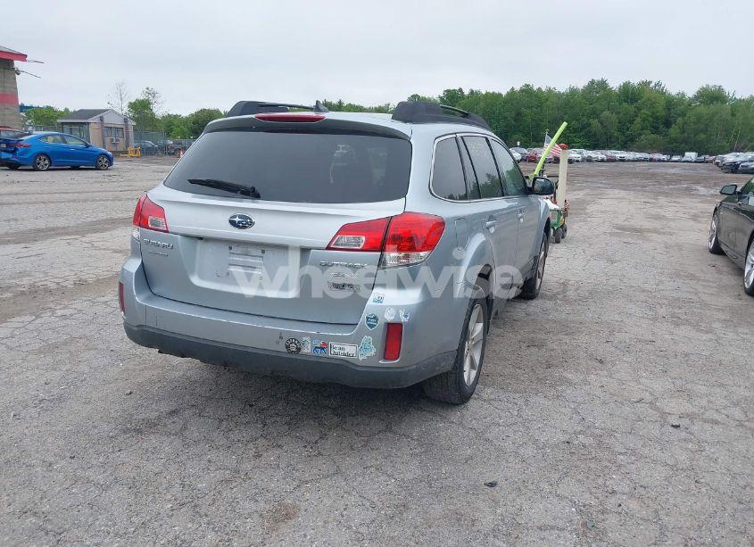 Photo 4 of 2013 Subaru Outback 2.5I LIMITED (VIN 4S4BRBKC4D3276859)