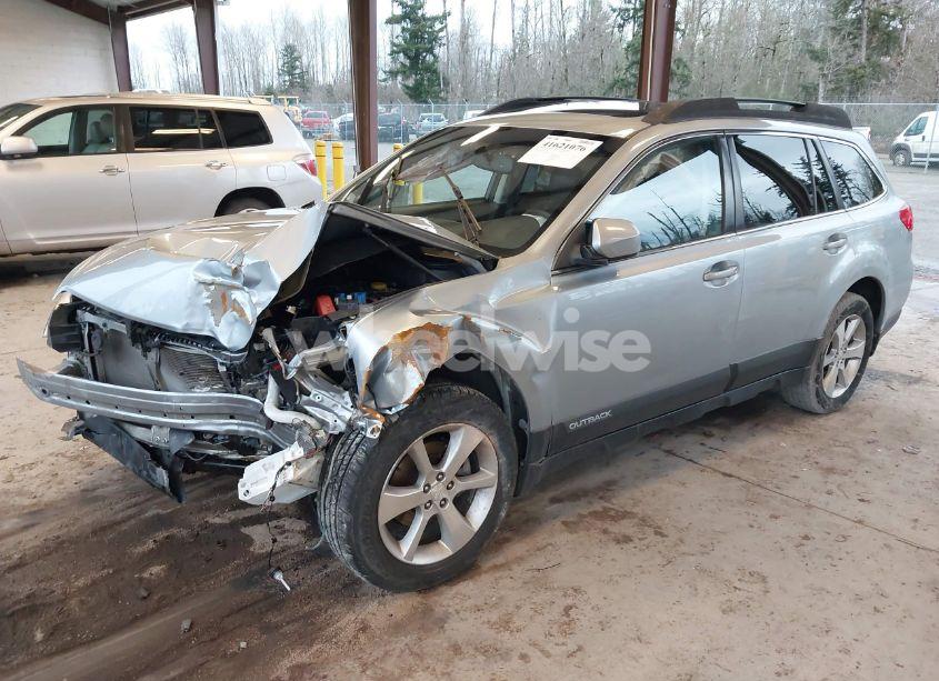 Photo 2 of 2013 Subaru Outback 2.5I LIMITED (VIN 4S4BRBKC4D3321699)