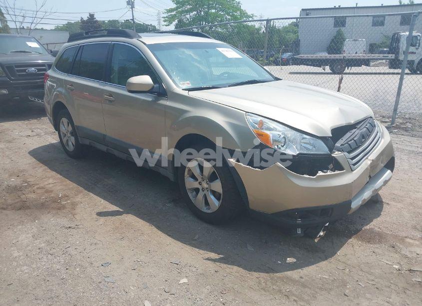 2010 Subaru Outback 2.5I LIMITED (VIN 4S4BRBKC5A3373483) main photo