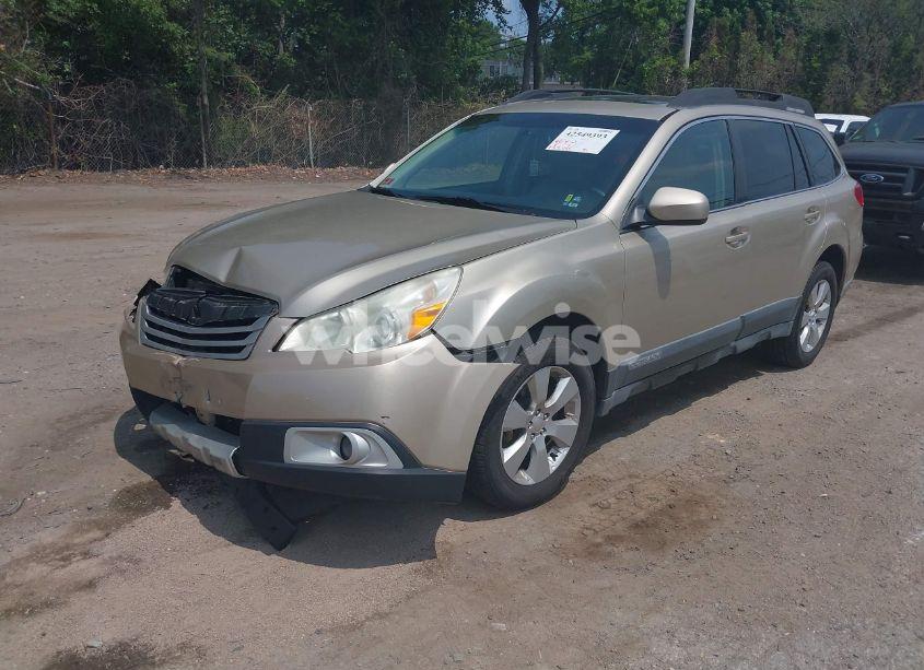 Photo 2 of 2010 Subaru Outback 2.5I LIMITED (VIN 4S4BRBKC5A3373483)