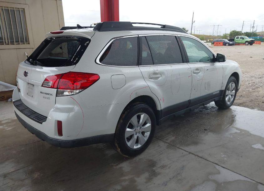 Photo 4 of 2011 Subaru Outback 2.5I LIMITED (VIN 4S4BRBKC5B3342347)