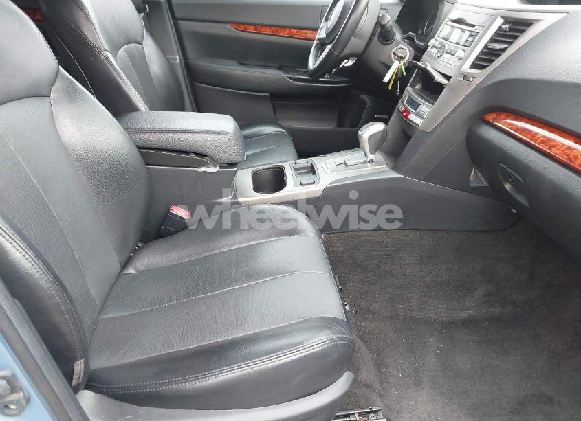 Photo 5 of 2011 Subaru Outback 2.5I LIMITED (VIN 4S4BRBKC5B3422831)