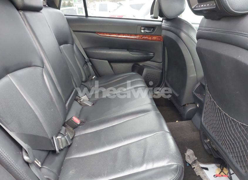 Photo 8 of 2011 Subaru Outback 2.5I LIMITED (VIN 4S4BRBKC5B3422831)
