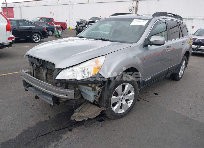 Photo 2 of 2011 Subaru Outback 2.5I LIMITED (VIN 4S4BRBKC5B3440486)