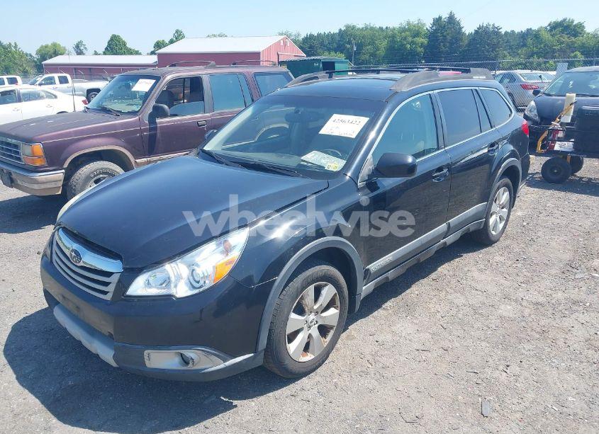 Photo 2 of 2011 Subaru Outback 2.5I LIMITED (VIN 4S4BRBKC5B3440682)