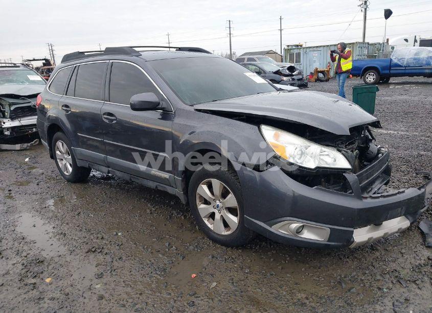 2012 Subaru Outback 2.5I LIMITED (VIN 4S4BRBKC5C3218709) main photo