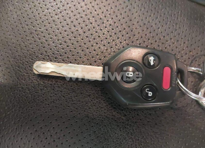 Photo 11 of 2013 Subaru Outback 2.5I LIMITED (VIN 4S4BRBKC5D3270083)