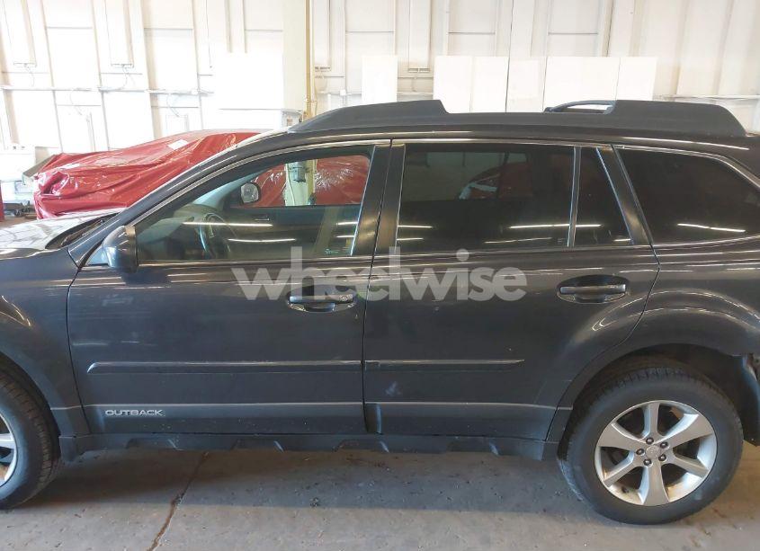 Photo 14 of 2013 Subaru Outback 2.5I LIMITED (VIN 4S4BRBKC5D3270083)