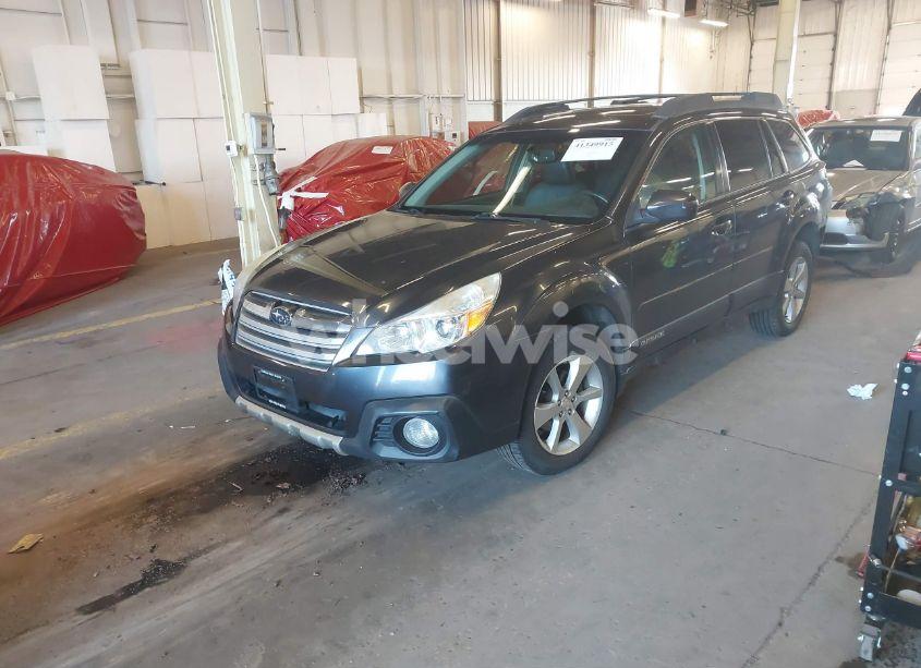 Photo 2 of 2013 Subaru Outback 2.5I LIMITED (VIN 4S4BRBKC5D3270083)