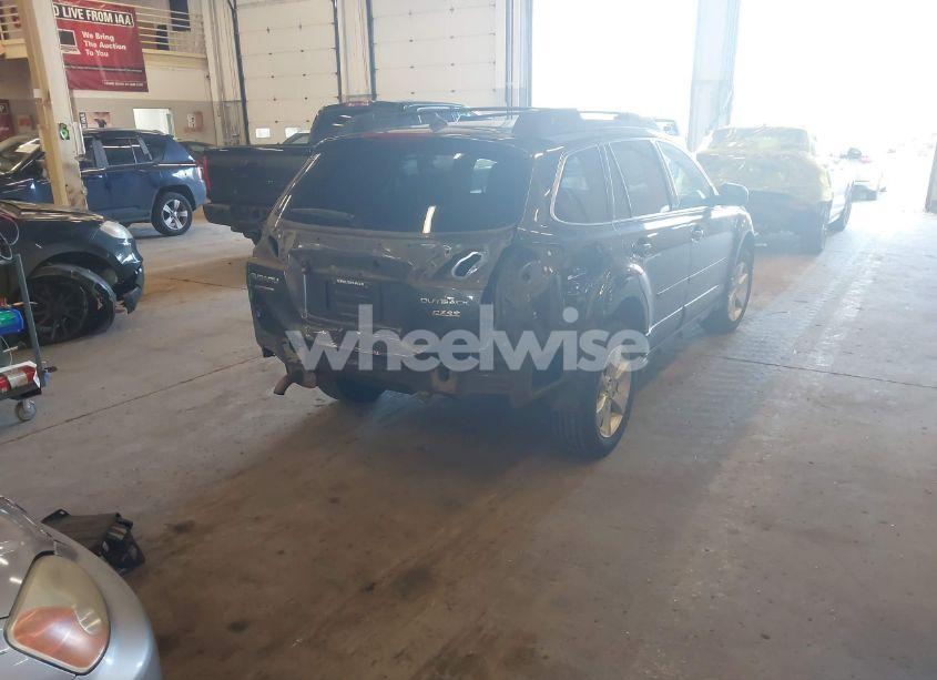 Photo 4 of 2013 Subaru Outback 2.5I LIMITED (VIN 4S4BRBKC5D3270083)