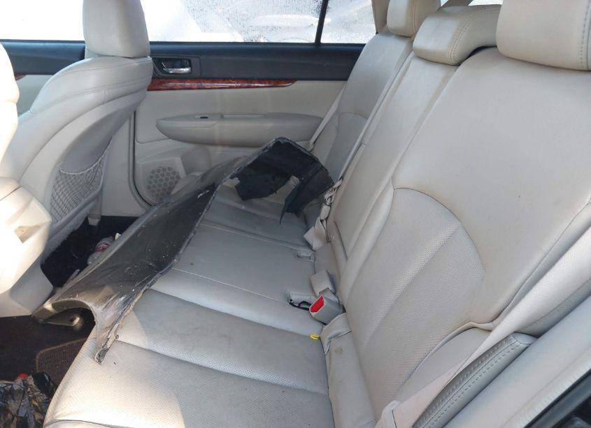 Photo 8 of 2010 Subaru Outback 2.5I LIMITED (VIN 4S4BRBKC6A3358863)