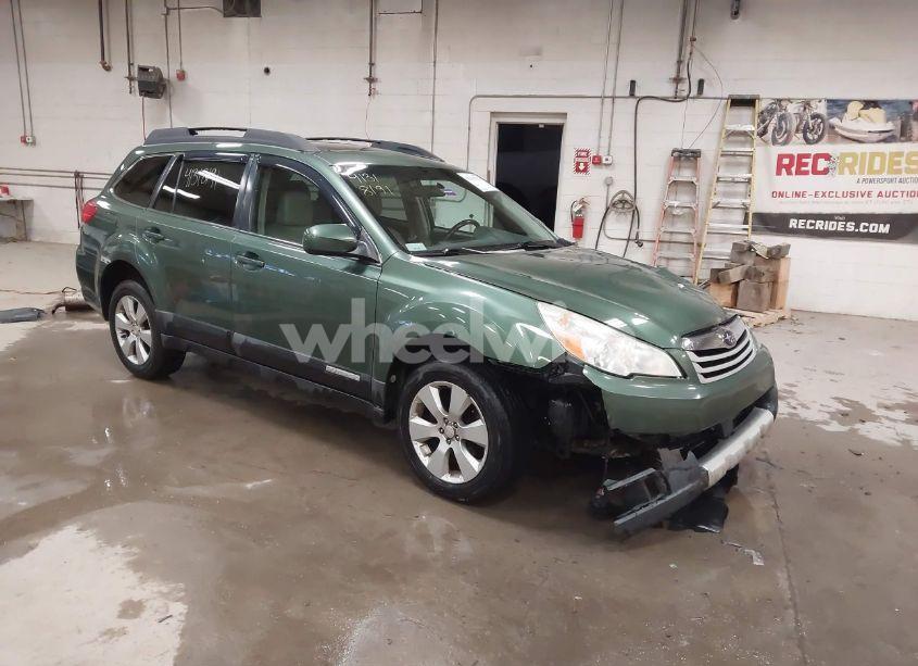 2010 Subaru Outback 2.5I LIMITED (VIN 4S4BRBKC6A3372097) main photo