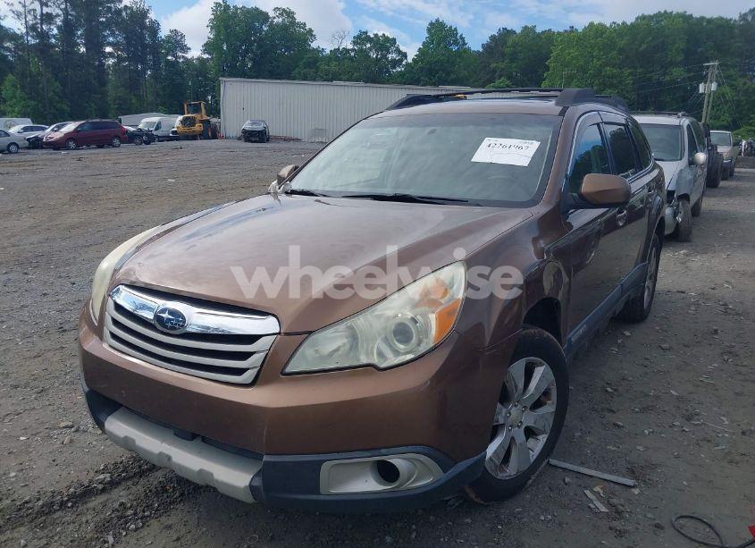 Photo 2 of 2011 Subaru Outback 2.5I LIMITED (VIN 4S4BRBKC6B3335858)