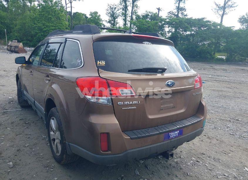 Photo 3 of 2011 Subaru Outback 2.5I LIMITED (VIN 4S4BRBKC6B3335858)