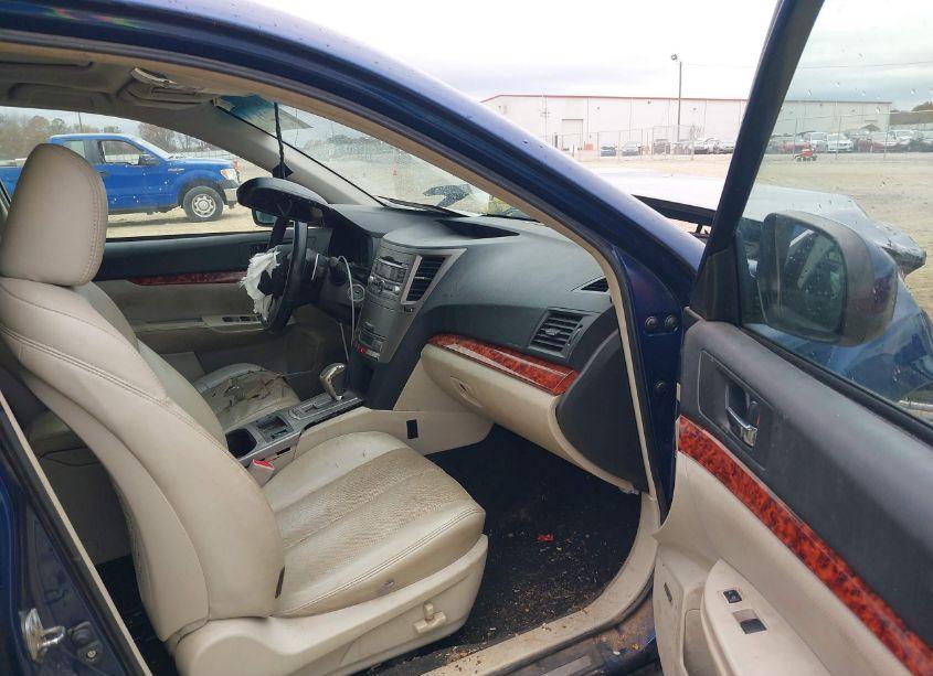 Photo 5 of 2011 Subaru Outback 2.5I LIMITED (VIN 4S4BRBKC6B3356841)