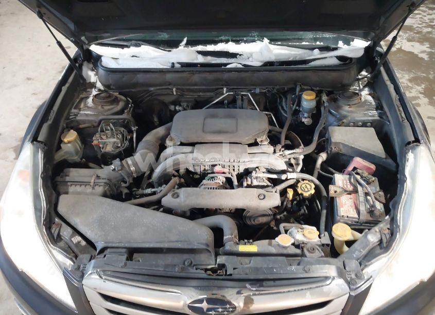 Photo 10 of 2011 Subaru Outback 2.5I LIMITED (VIN 4S4BRBKC6B3426421)