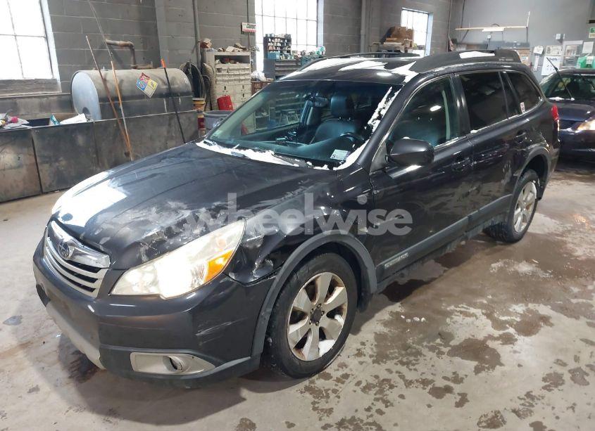 Photo 2 of 2011 Subaru Outback 2.5I LIMITED (VIN 4S4BRBKC6B3426421)