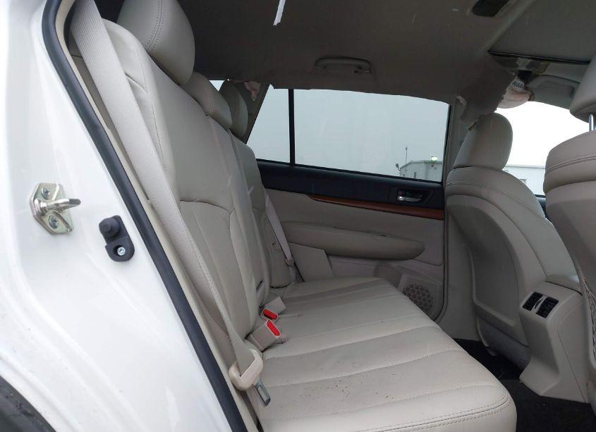 Photo 8 of 2013 Subaru Outback 2.5I LIMITED (VIN 4S4BRBKC6D3281271)