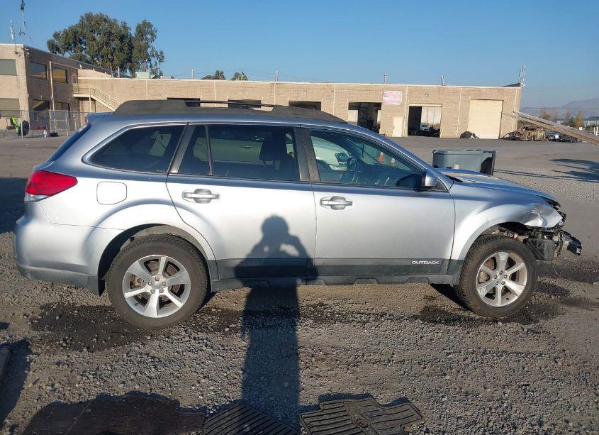 Photo 14 of 2013 Subaru Outback 2.5I LIMITED (VIN 4S4BRBKC7D3234945)