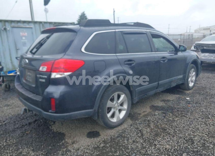 Photo 4 of 2013 Subaru Outback 2.5I LIMITED (VIN 4S4BRBKC7D3237392)