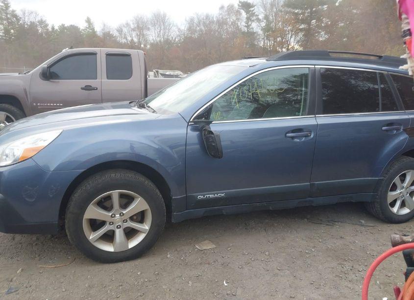 Photo 14 of 2013 Subaru Outback 2.5I LIMITED (VIN 4S4BRBKC7D3241880)