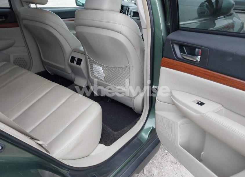 Photo 8 of 2013 Subaru Outback 2.5I LIMITED (VIN 4S4BRBKC7D3246691)