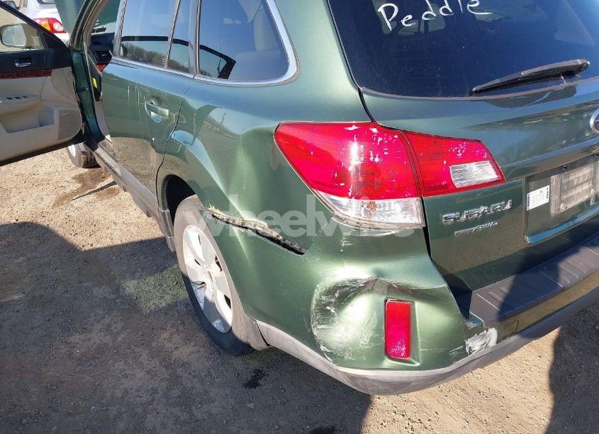 Photo 6 of 2010 Subaru Outback 2.5I LIMITED (VIN 4S4BRBKC8A3367239)