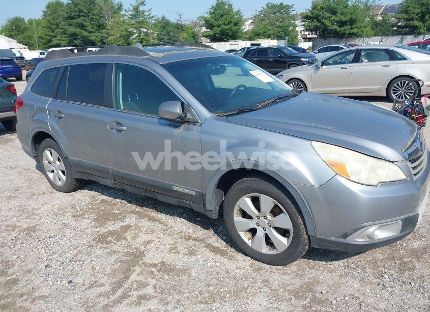2010 Subaru Outback 2.5I LIMITED (VIN 4S4BRBKC8A3376829) main photo