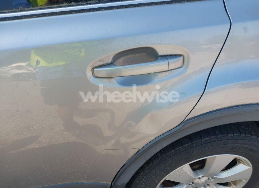 Photo 12 of 2010 Subaru Outback 2.5I LIMITED (VIN 4S4BRBKC8A3376829)