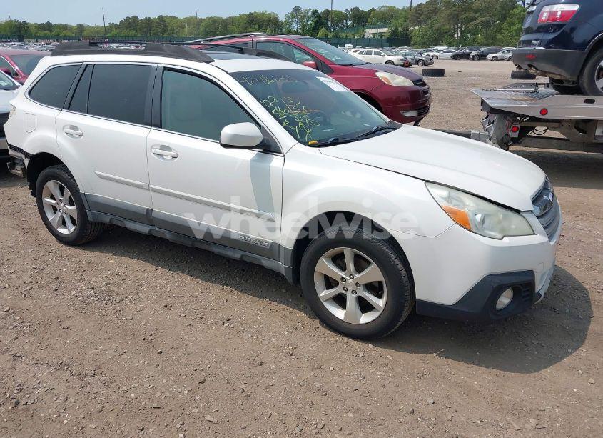 2013 Subaru Outback 2.5I LIMITED (VIN 4S4BRBKC8D3255643) main photo