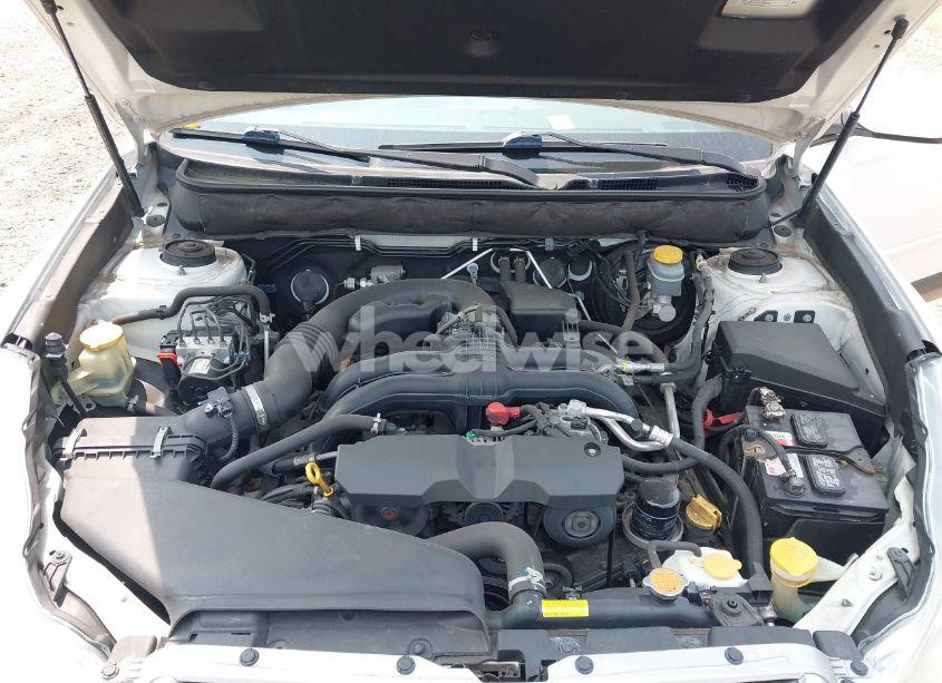 Photo 10 of 2013 Subaru Outback 2.5I LIMITED (VIN 4S4BRBKC8D3255643)