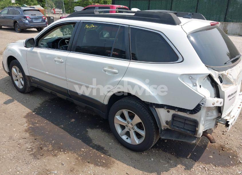 Photo 3 of 2013 Subaru Outback 2.5I LIMITED (VIN 4S4BRBKC8D3255643)
