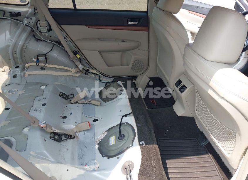 Photo 8 of 2013 Subaru Outback 2.5I LIMITED (VIN 4S4BRBKC8D3255643)