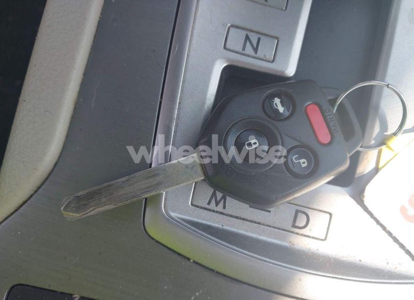 Photo 11 of 2010 Subaru Outback 2.5I LIMITED (VIN 4S4BRBKC9A3315070)