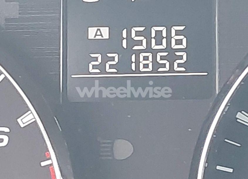 Photo 15 of 2010 Subaru Outback 2.5I LIMITED (VIN 4S4BRBKC9A3315070)