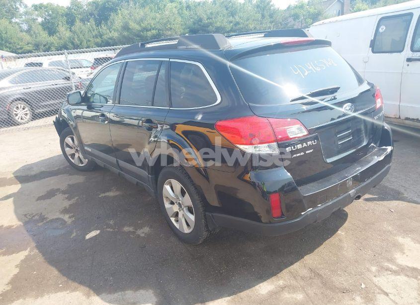 Photo 3 of 2010 Subaru Outback 2.5I LIMITED (VIN 4S4BRBKC9A3315070)