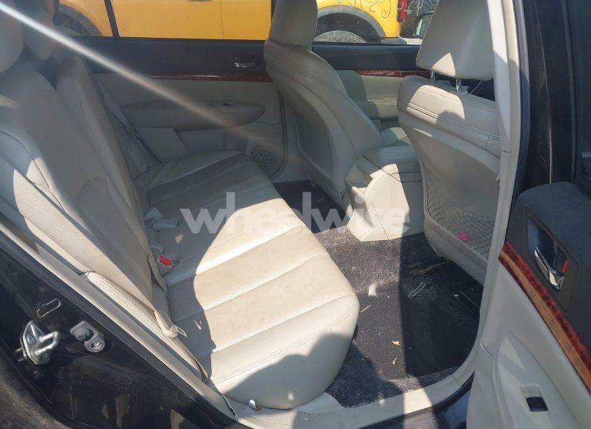 Photo 8 of 2010 Subaru Outback 2.5I LIMITED (VIN 4S4BRBKC9A3315070)