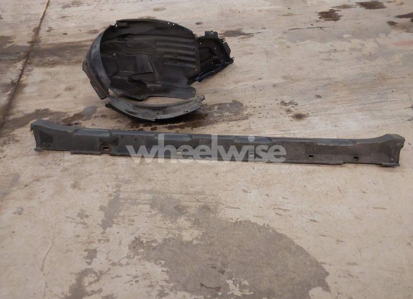 Photo 12 of 2011 Subaru Outback 2.5I LIMITED (VIN 4S4BRBKC9B3333506)