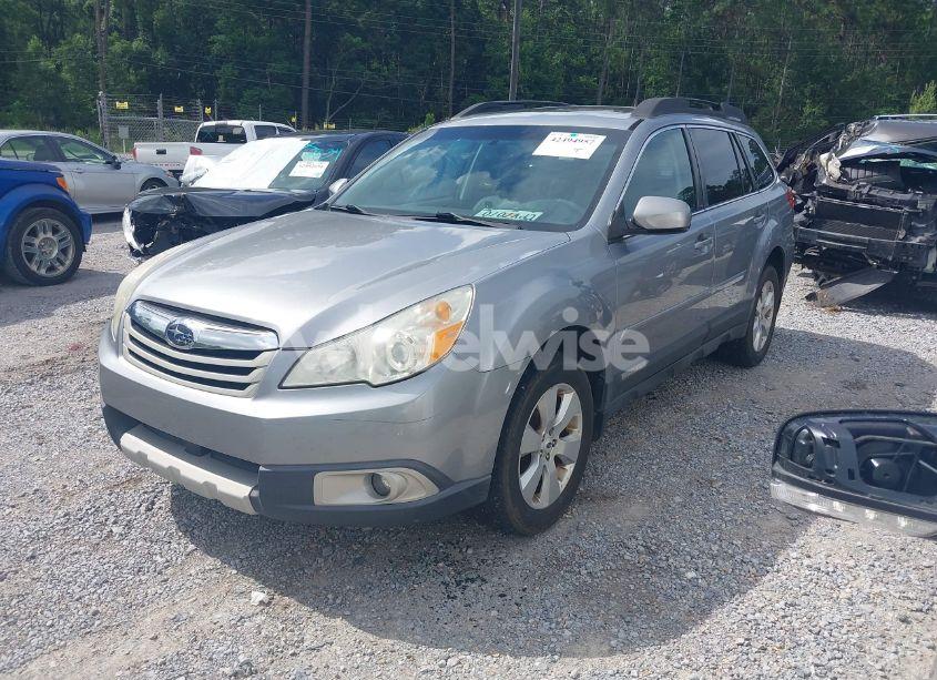 Photo 2 of 2011 Subaru Outback 2.5I LIMITED (VIN 4S4BRBKC9B3433010)