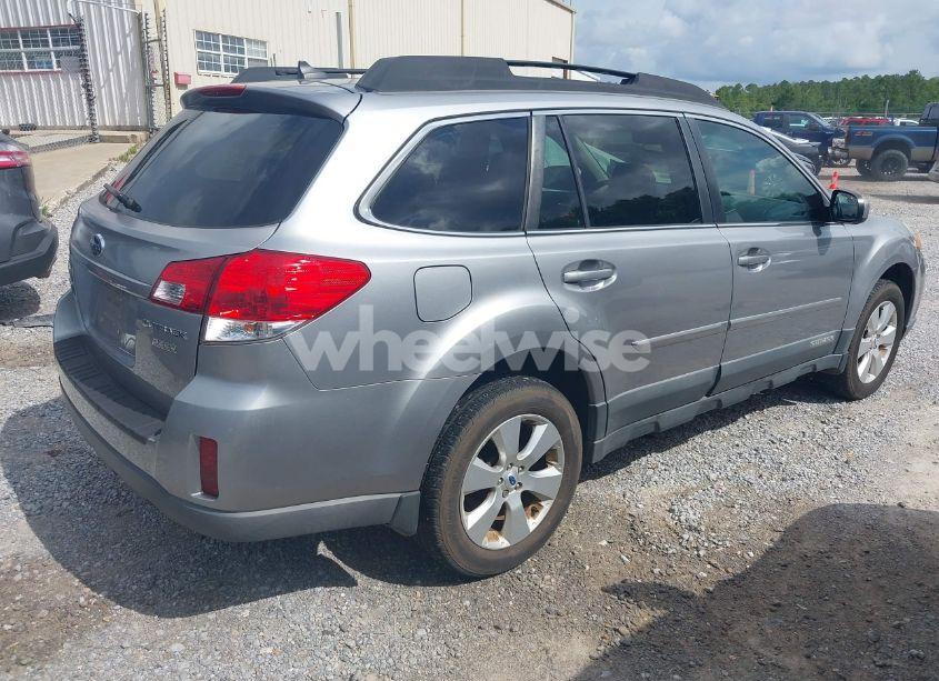 Photo 4 of 2011 Subaru Outback 2.5I LIMITED (VIN 4S4BRBKC9B3433010)