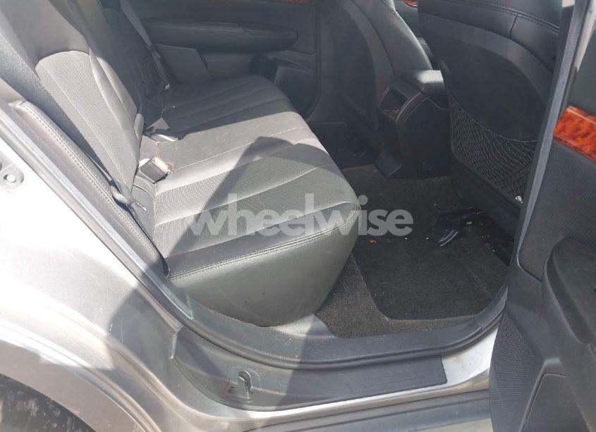 Photo 8 of 2011 Subaru Outback 2.5I LIMITED (VIN 4S4BRBKC9B3433010)